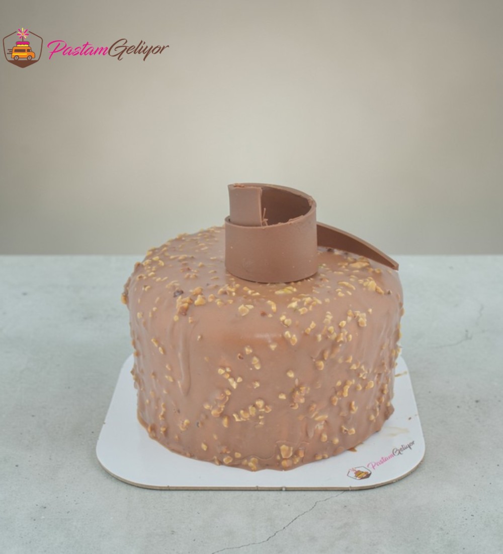 Krokanlı Pasta – Butik Pasta